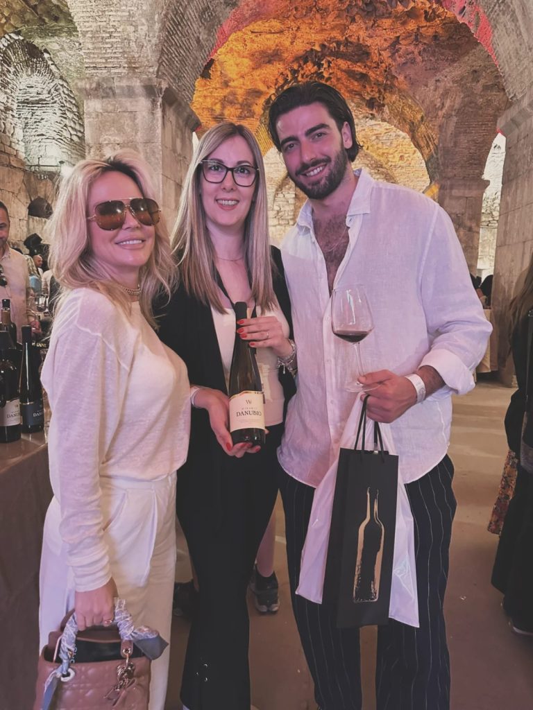 Maja Šuput na događaju Vinski Podrum uz vina Vinarije Danubio
